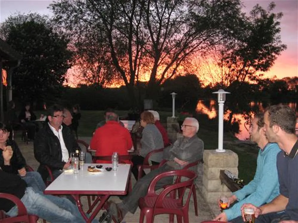 Camping Les Eglantines Base de Loisirs du Colvert