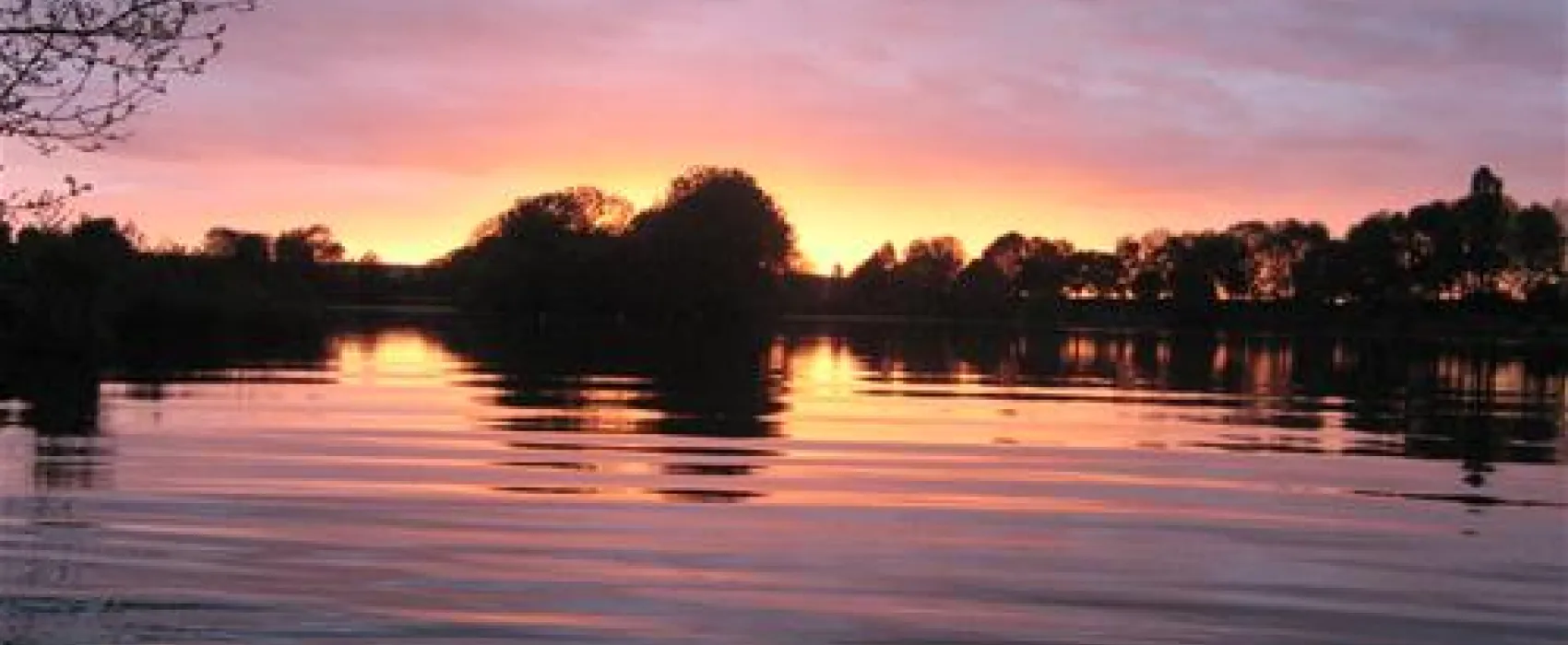 Camping Les Eglantines Base de Loisirs du Colvert