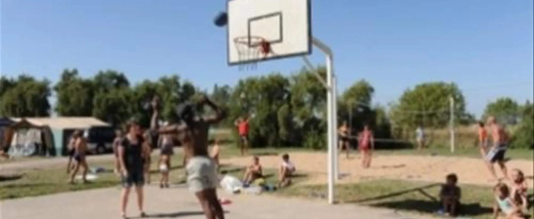 Village-Center Les Almadies