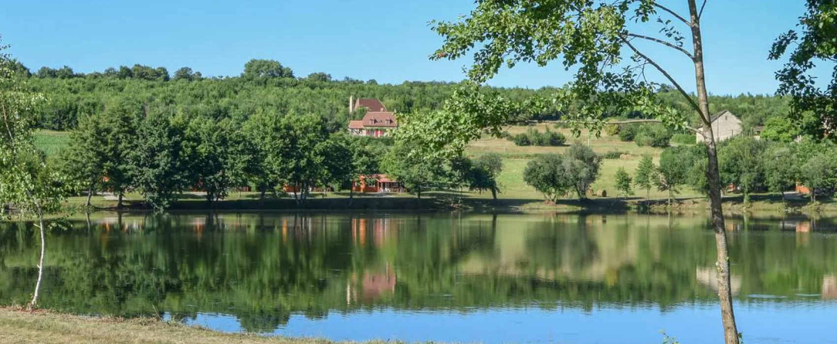Camping - Domaine d'Essendiéras