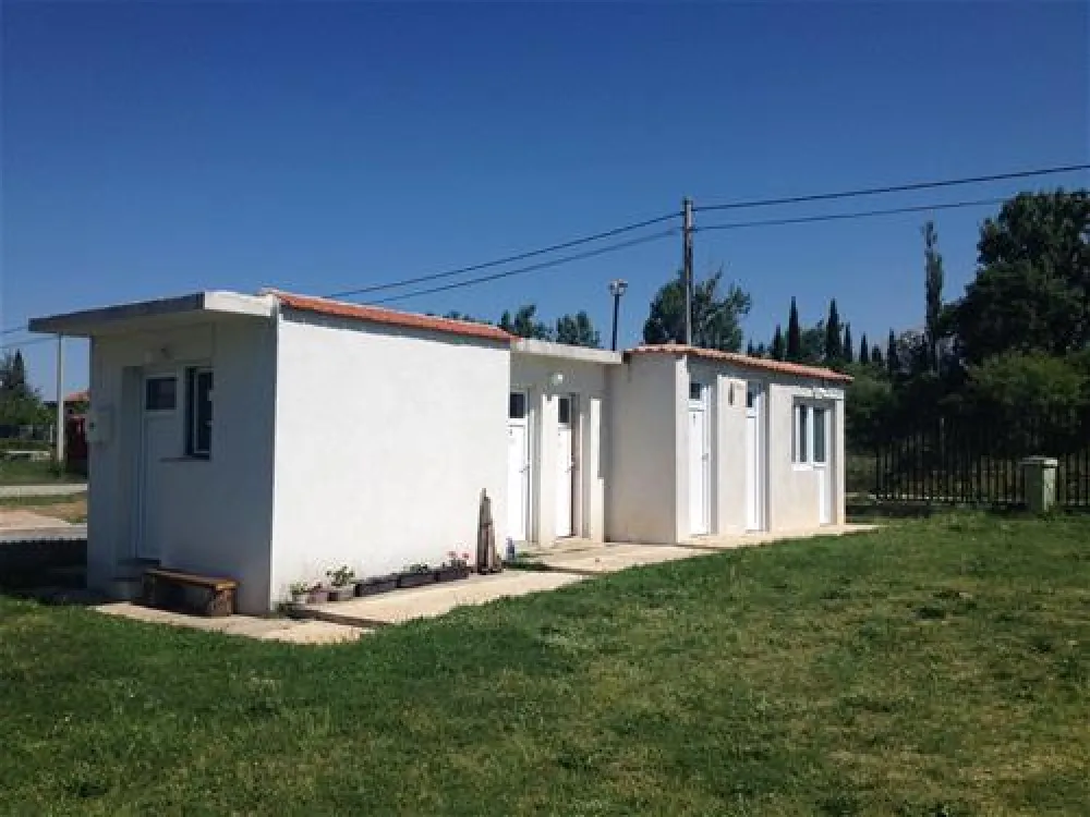 River Camp - HALF ISLAND Buna