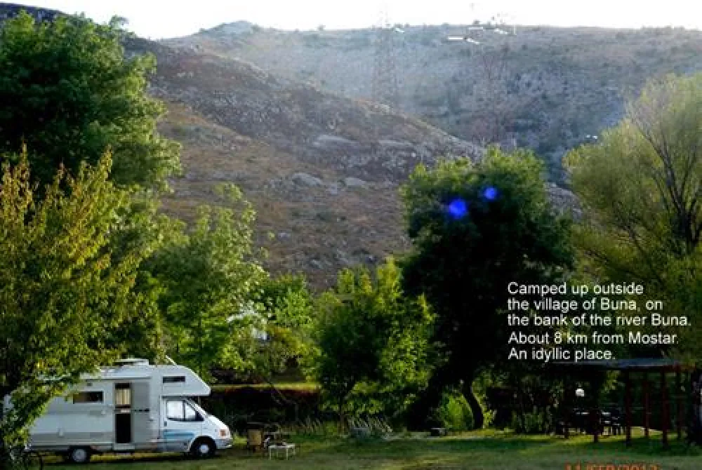 River Camp - HALF ISLAND Buna