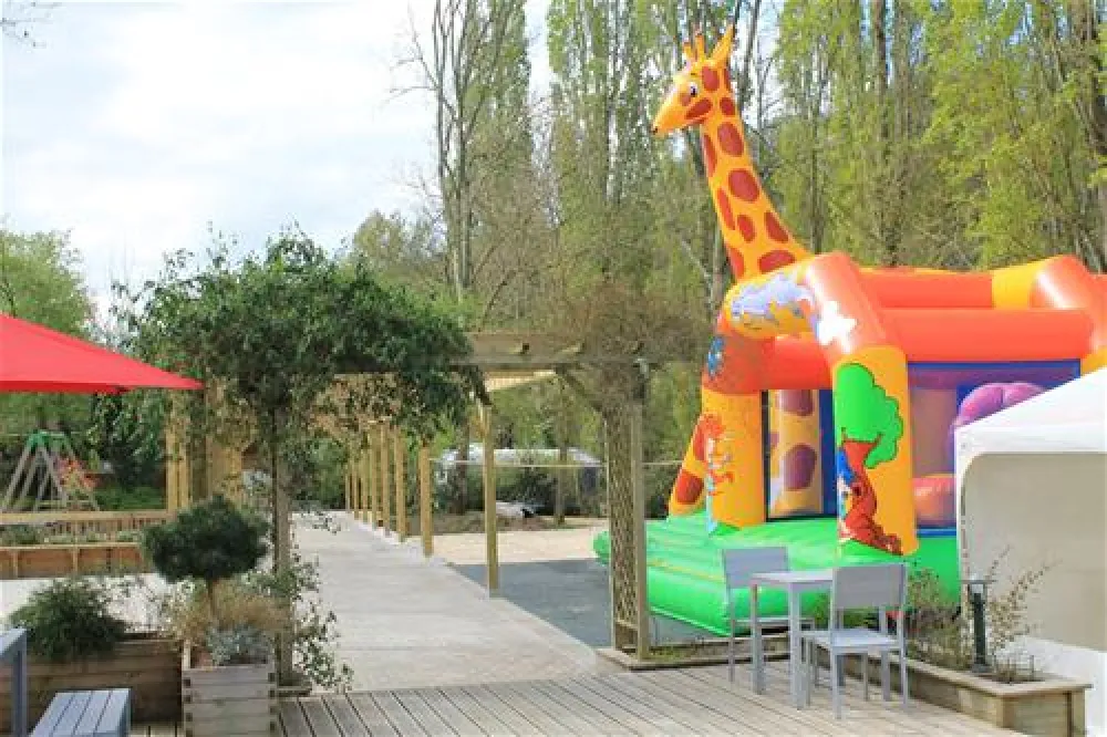 Camping les Rochers des Parcs