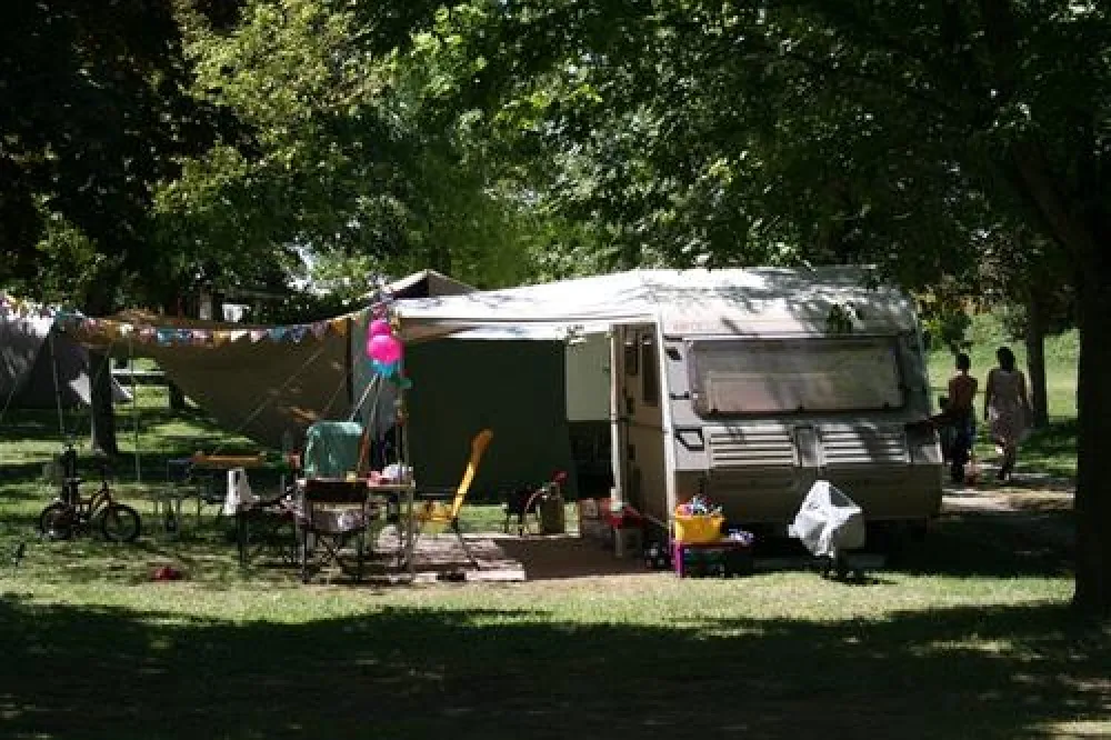 Camping Les Moulins de la Vergne  