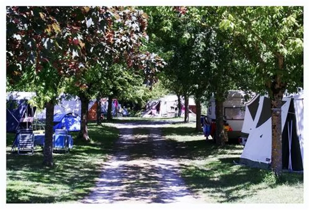 Camping Les Moulins de la Vergne  