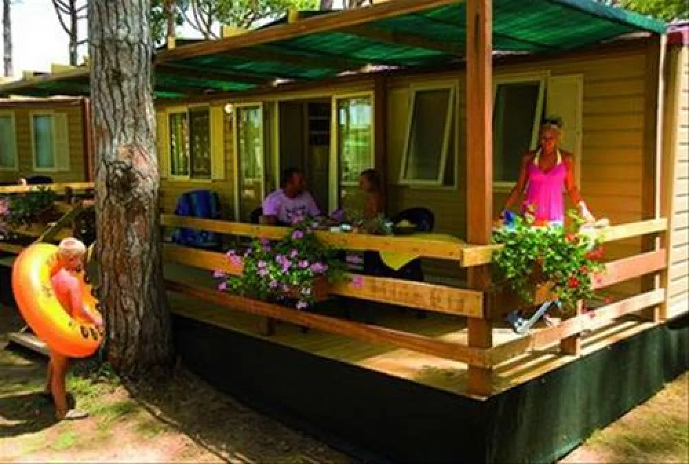 Camping Village Fabulous