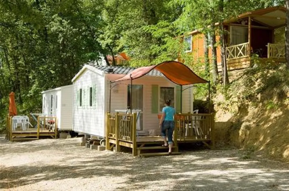 Camping Le Bourdieu  