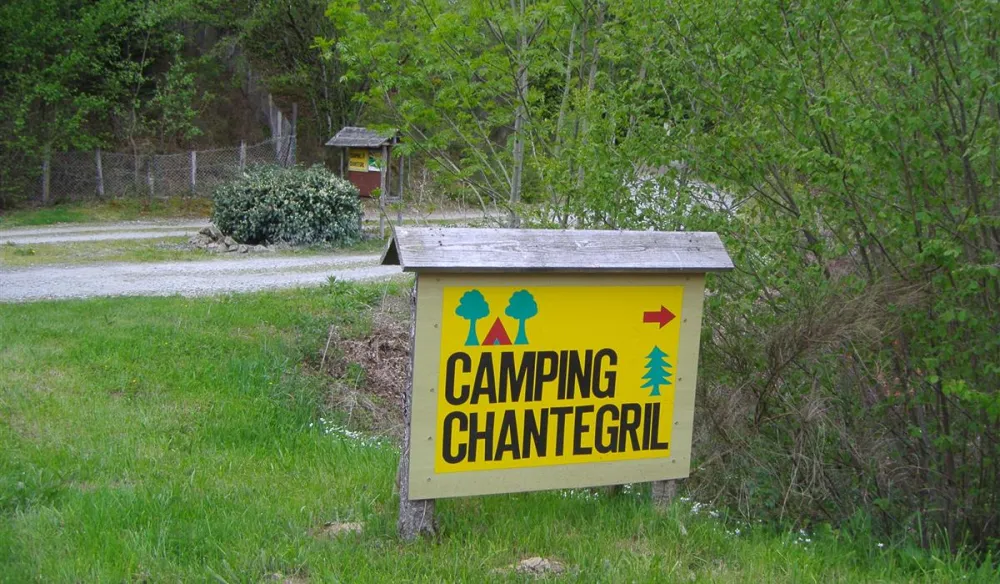 Camping aire naturelle Chantegril  