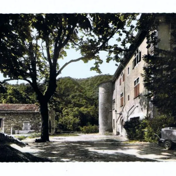 Chateau de l'Hom in Frankreich - Spottocamp - Spottocamp