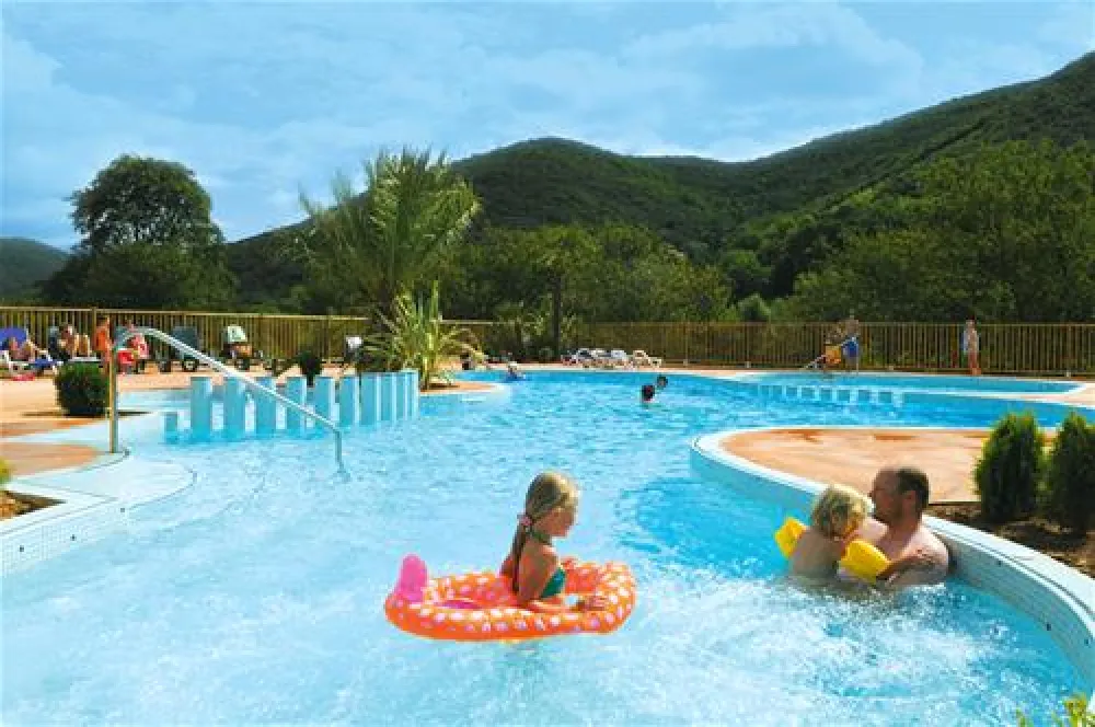 Camping Les Cerisiers du Jaur  