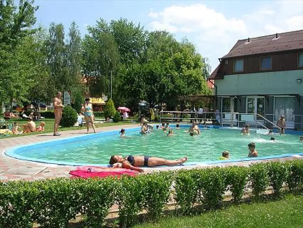 Camping Sá-Ra Termál Kft