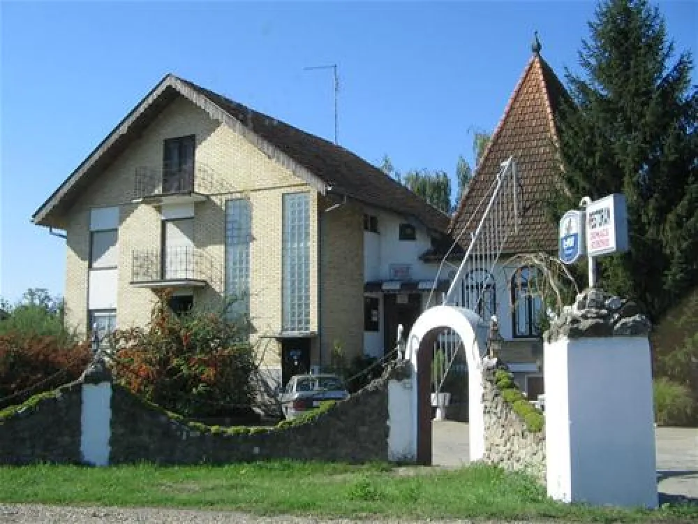 Camping and Motel Pipacs