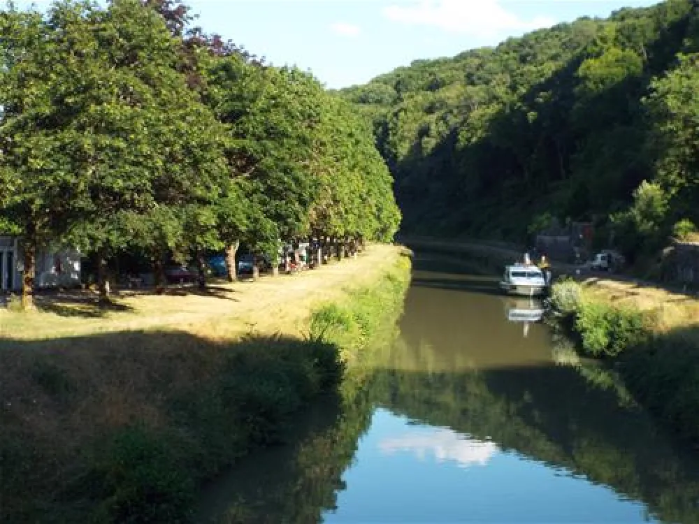 Camping Municipal Du Pont Picot  
