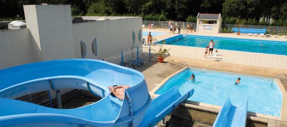 Village Center - Le Bois De Pleuven