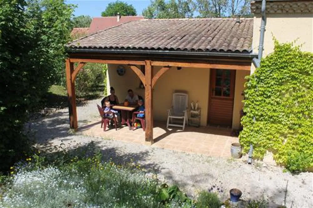 Camping La Peyrugue  