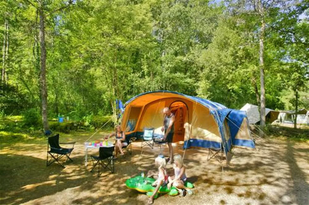 Camping La Peyrugue  