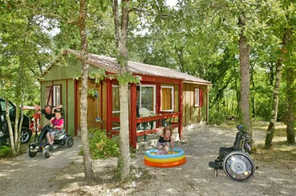 Camping La Peyrugue  