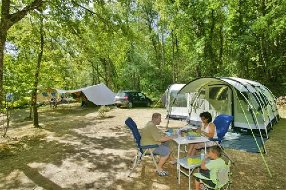 Camping La Peyrugue  