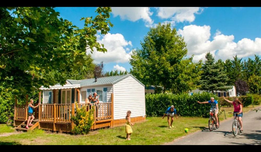 Village Center -Le Parc des Allais