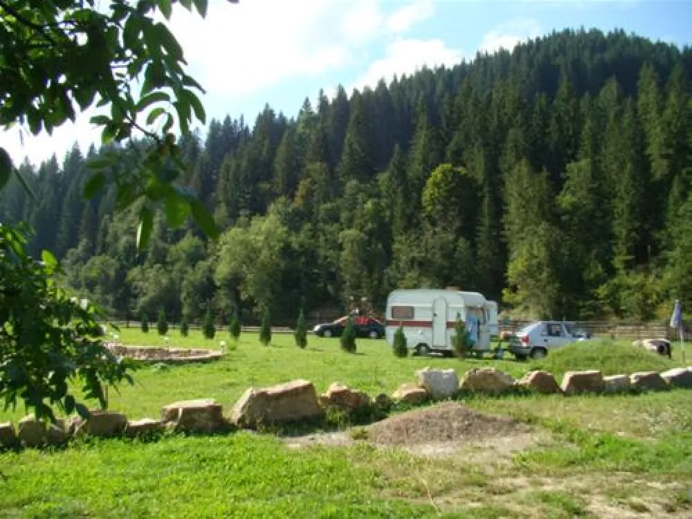 Camping Pensiunea Cristal
