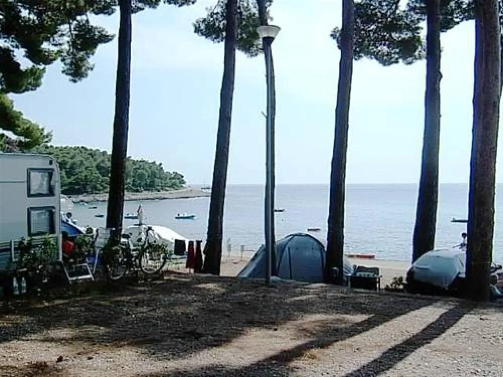 Camping Cikat