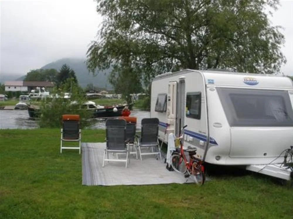 Camping am Leinritt