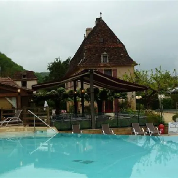 Camping Caravaning La Riviere