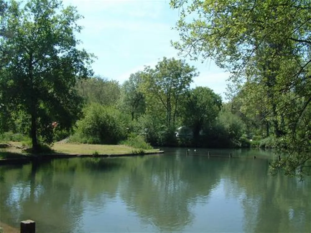 Camping Les Tailladis  