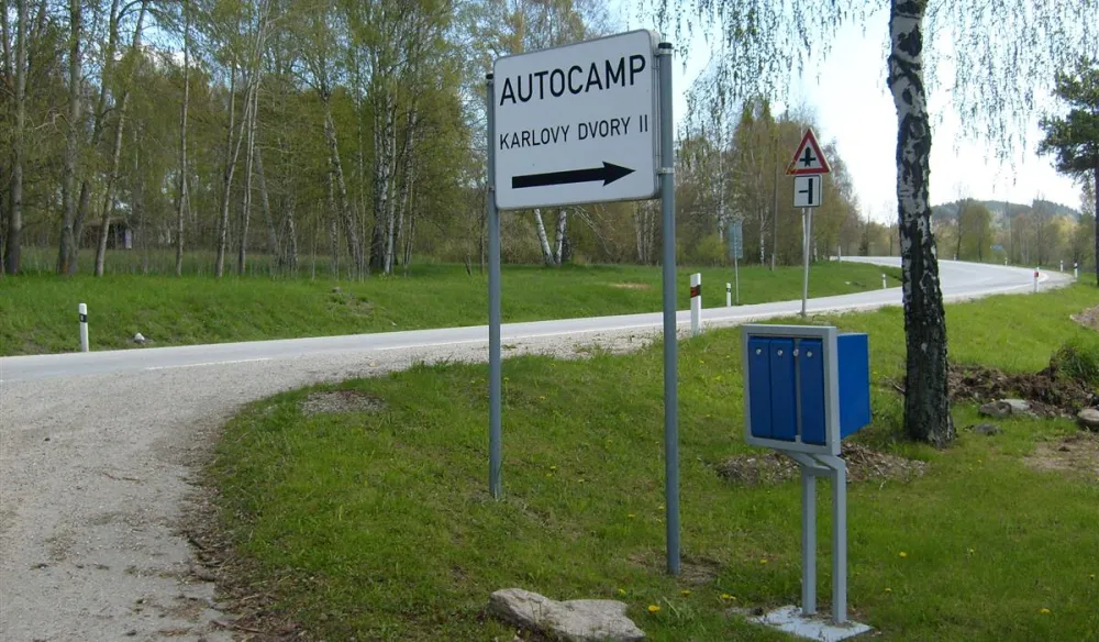 Autokemp Karlovy Dvory II