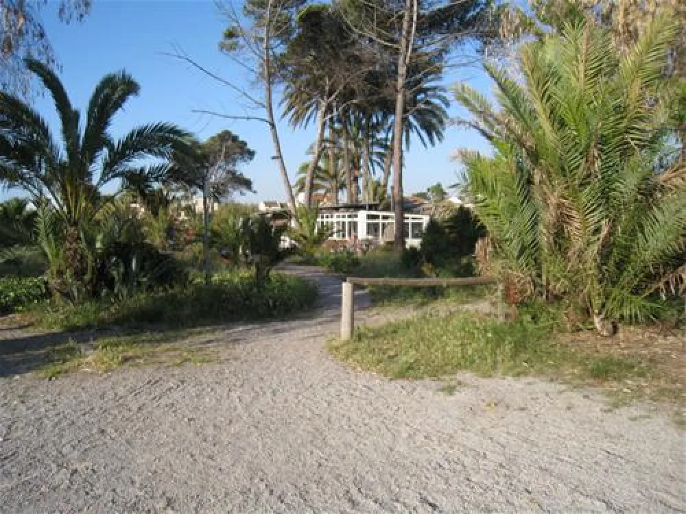 Camping Malvarrosa de Corinto