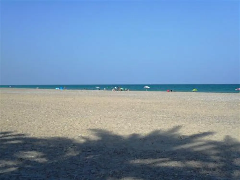 Camping Malvarrosa de Corinto