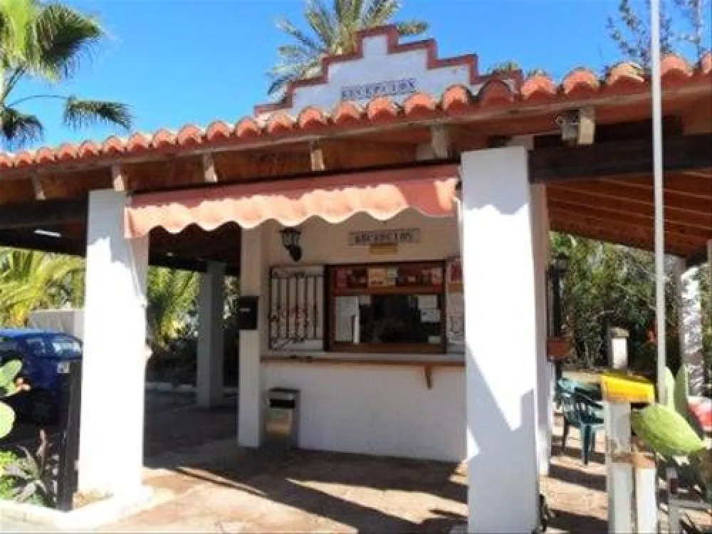 Camping Malvarrosa de Corinto