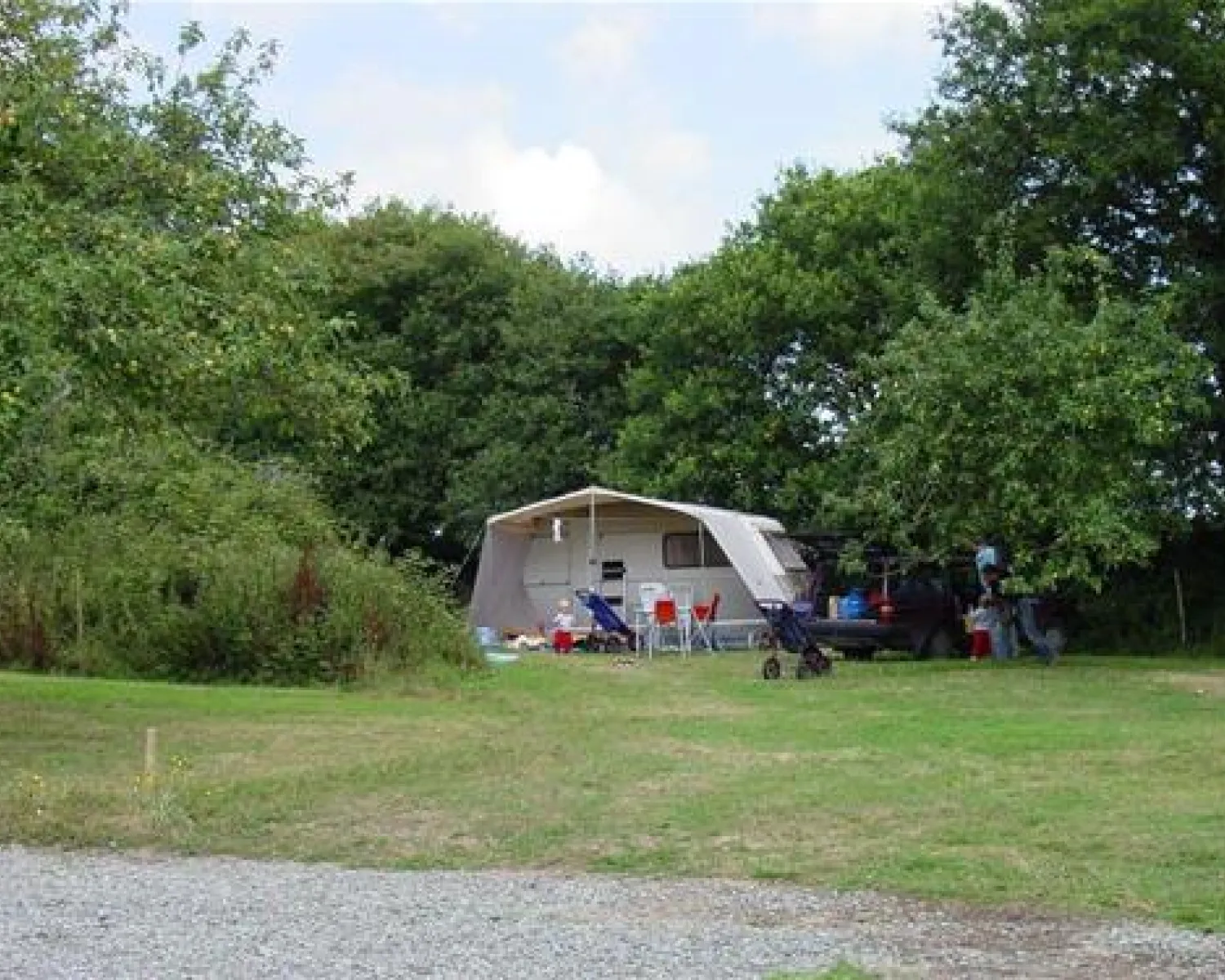Camping aire naturelle Le Coq Hardi in France - Spottocamp - Spottocamp