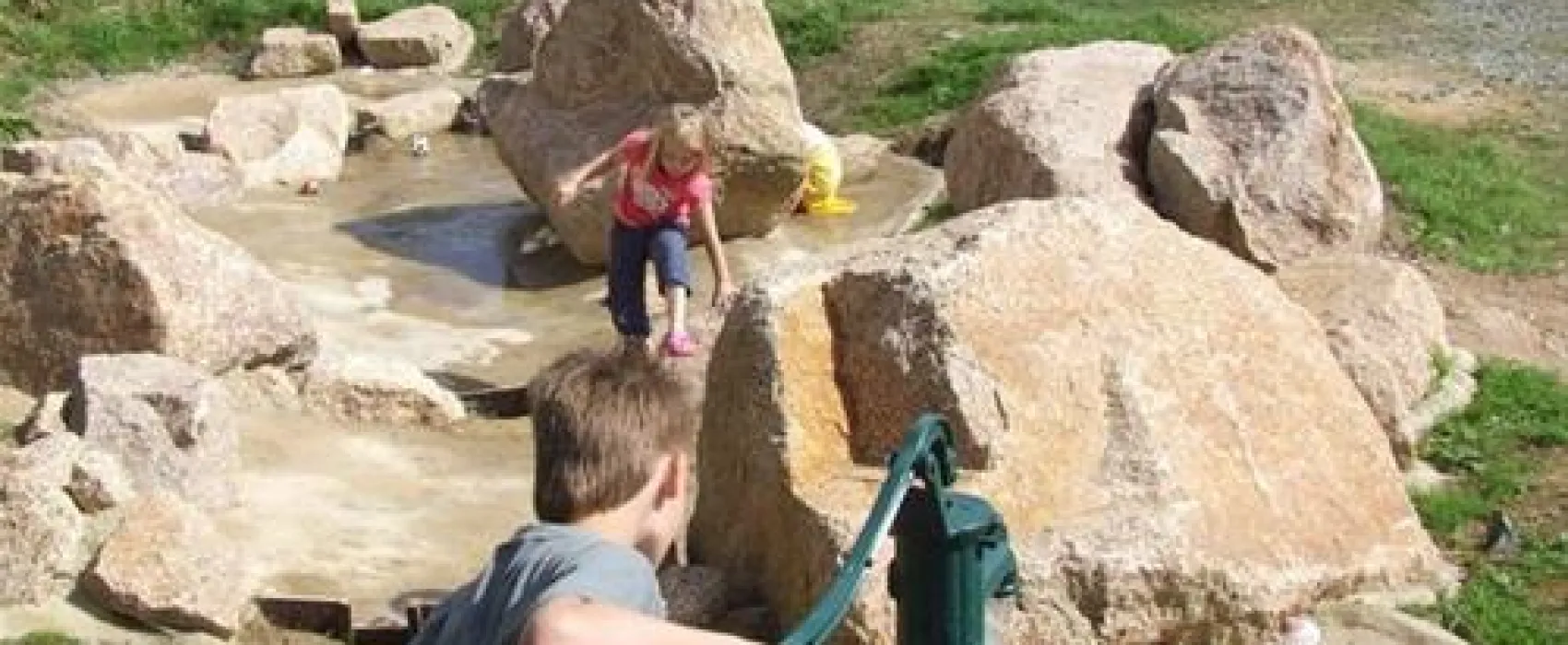 Camping aire naturelle Le Coq Hardi  