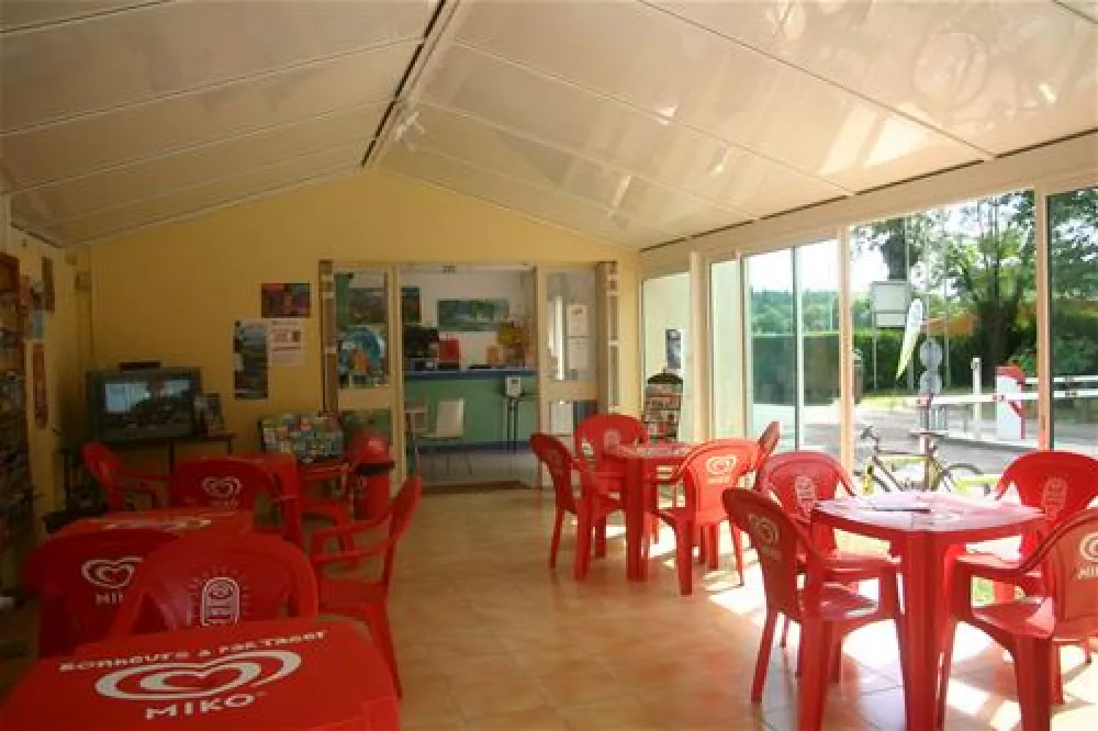 Camping Municipal Du Val De Boutonne