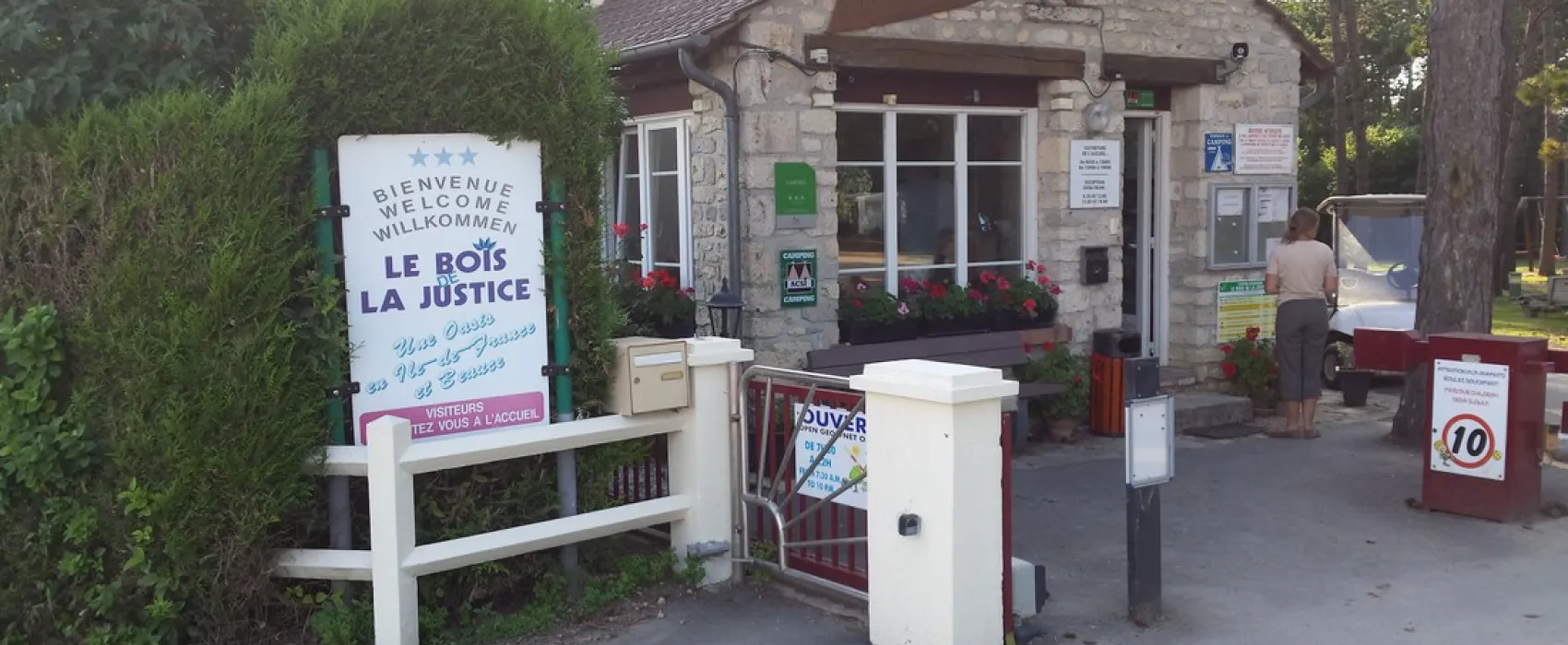 Camping Caravaning Bois de la Justice