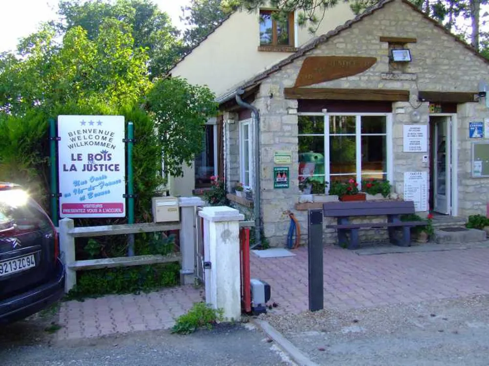 Camping Caravaning Bois de la Justice