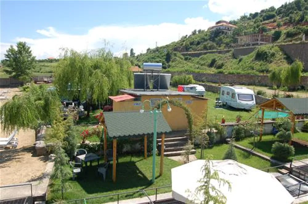 Camping Peshku