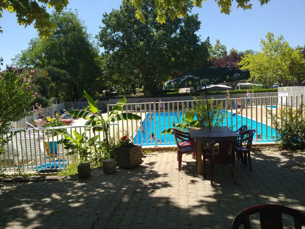 Camping Pech De Caumont  