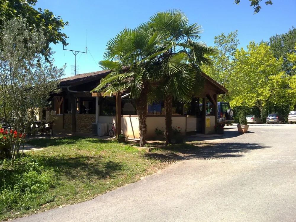 Camping Pech De Caumont  