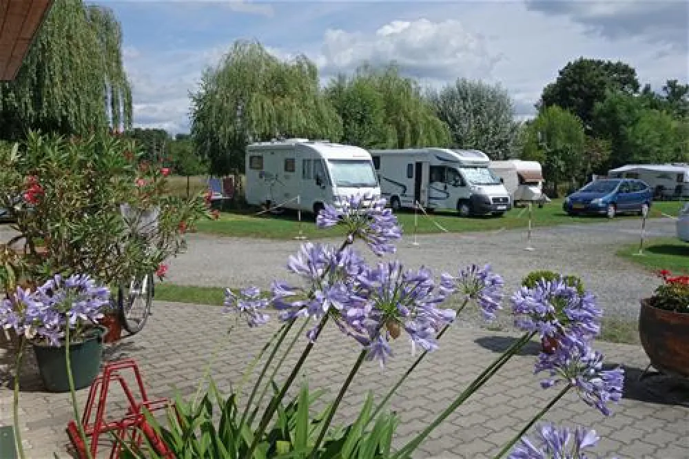 Spreewald-Caravan-Camping Dammstrasse