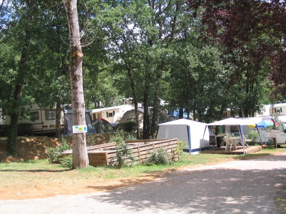 Camping Le Carbonnier  