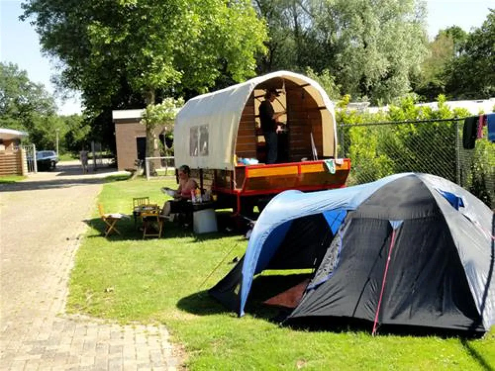 Camping De Knieplanden