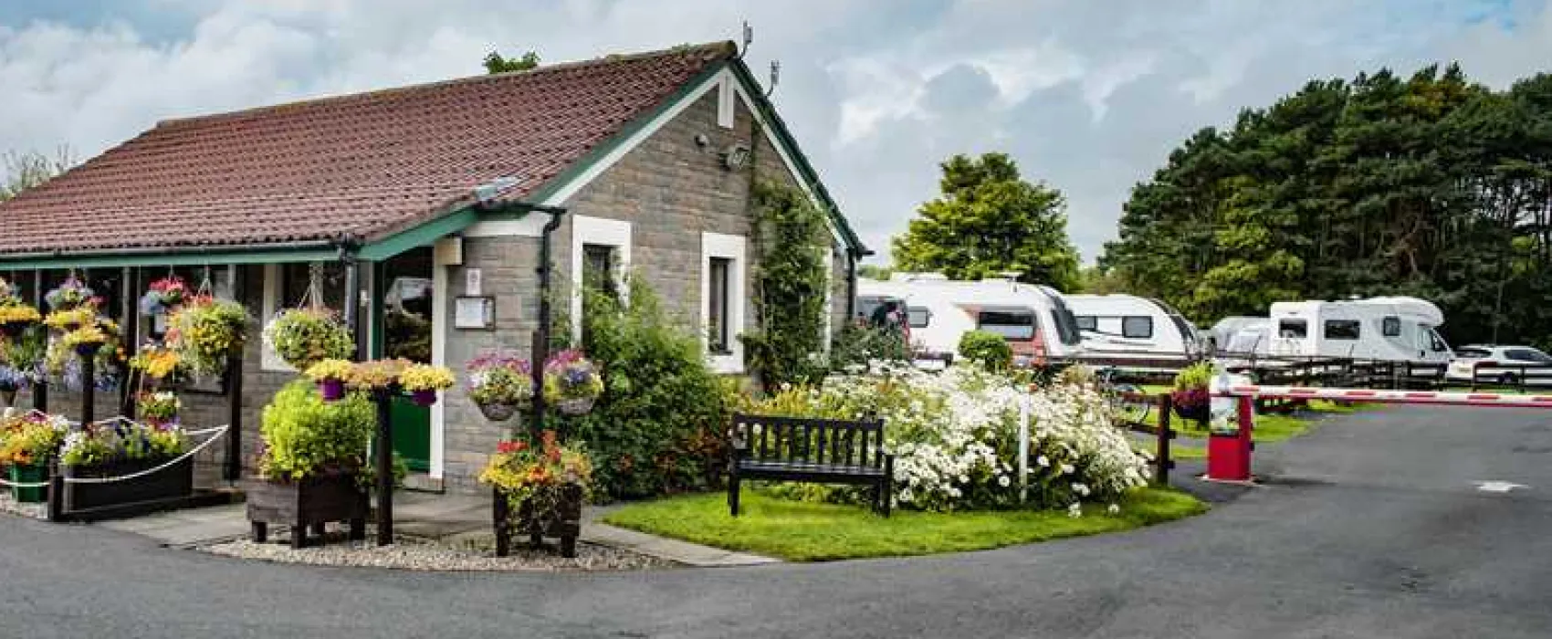 Dunstan Hill Camping and Caravanning Club Site