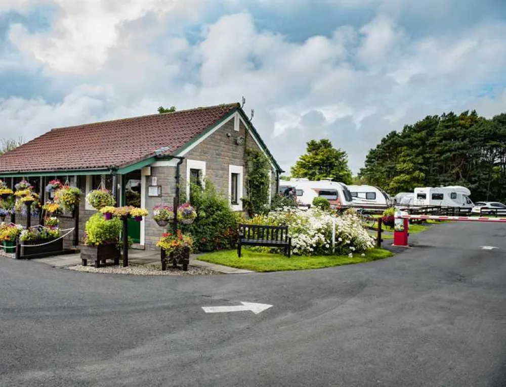 Dunstan Hill Camping and Caravanning Club Site