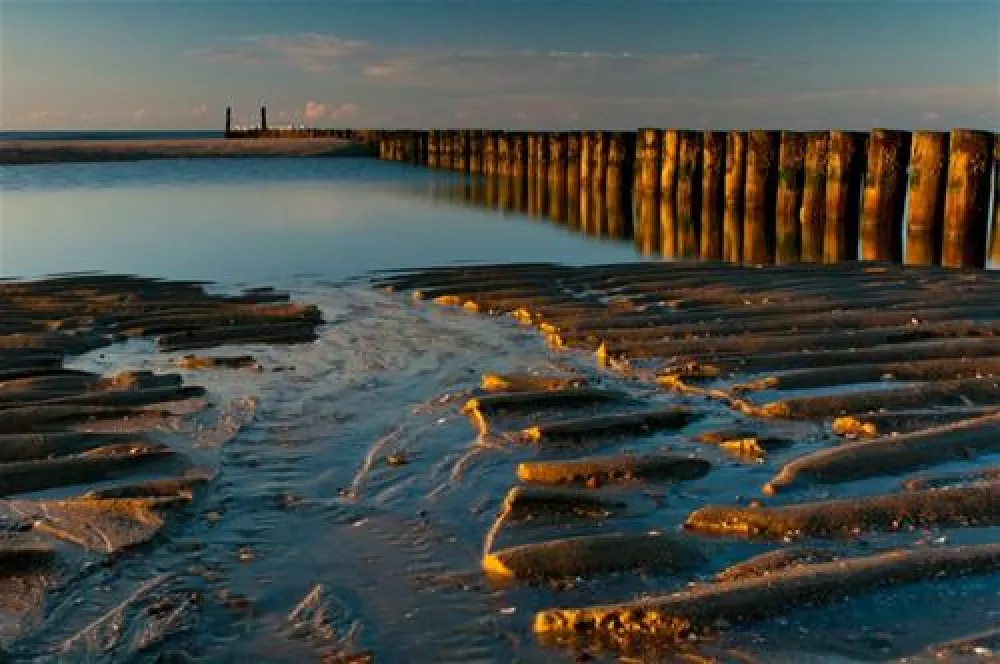Hof De Driesprong aan strand