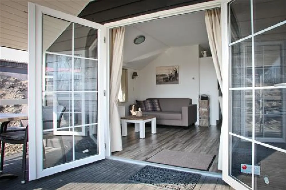 Hof De Driesprong aan strand