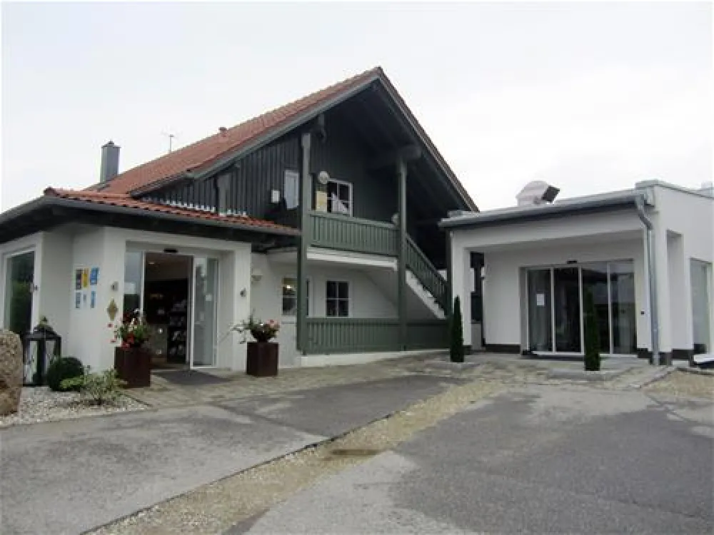 Kur- und Feriencamping Max 1