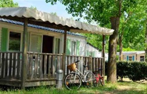 Camping Les Cigales photo 2