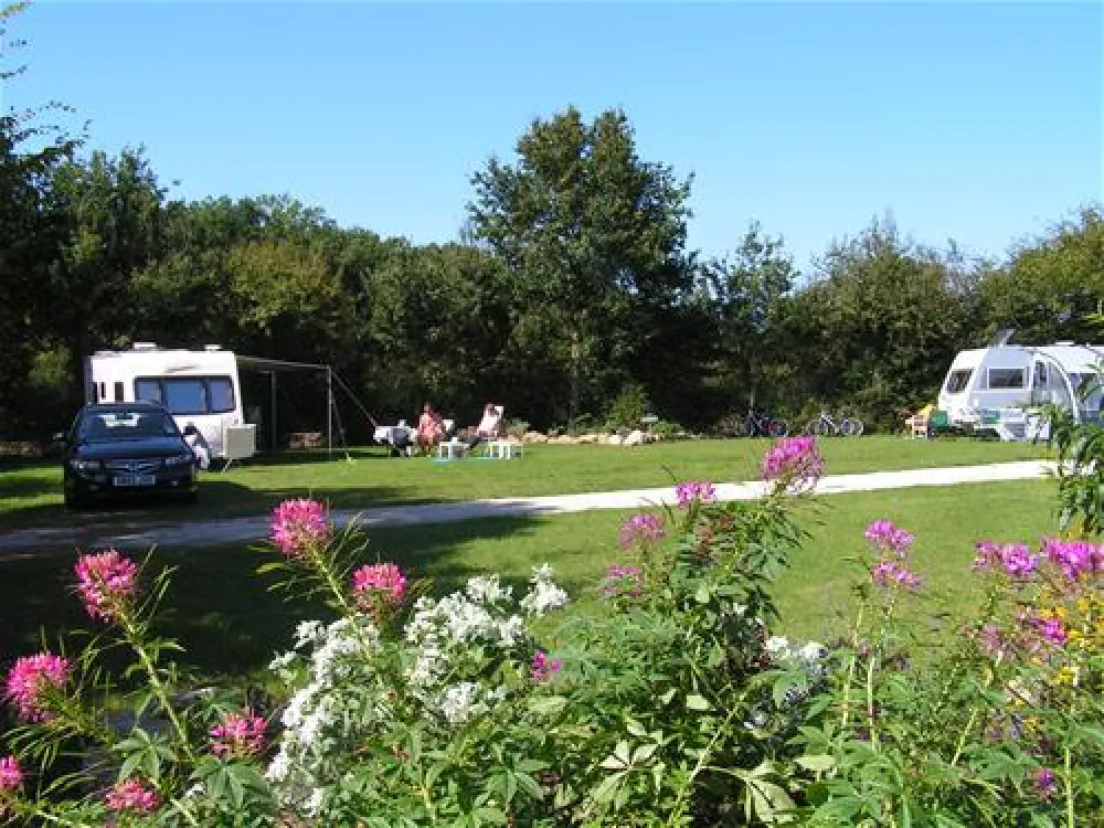 Camping Rural "Le Relais des Garennes"